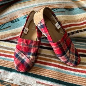 Women’s Plaid Toms